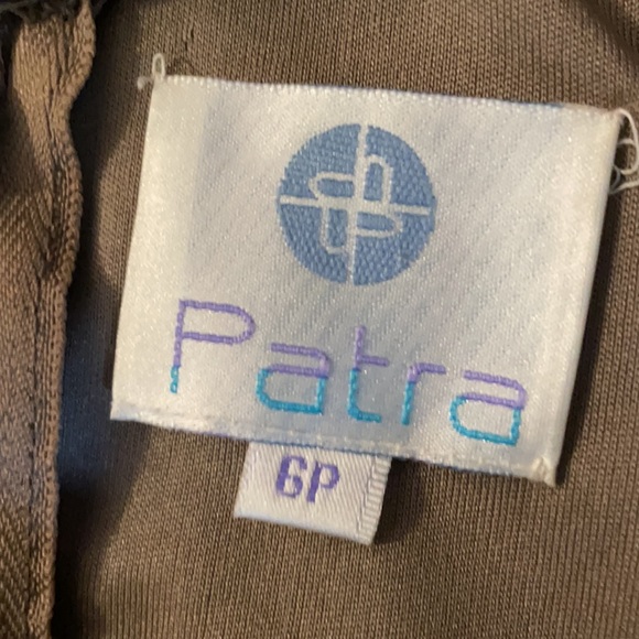 Patra long beaded gown size 6P - Picture 3 of 3